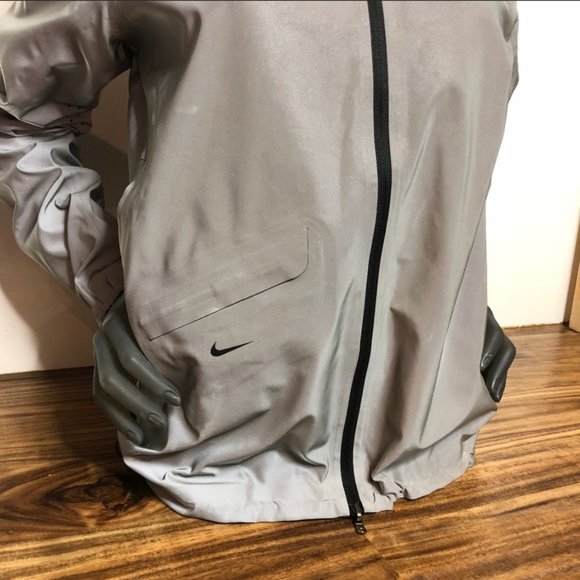 SOLD Nike 3M Vapor Flash Reversible Jacket M - Picture 3 of 9